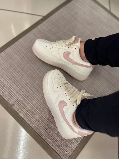 AIR FORCE 1 OFF ROSA /USE BELA MORENA