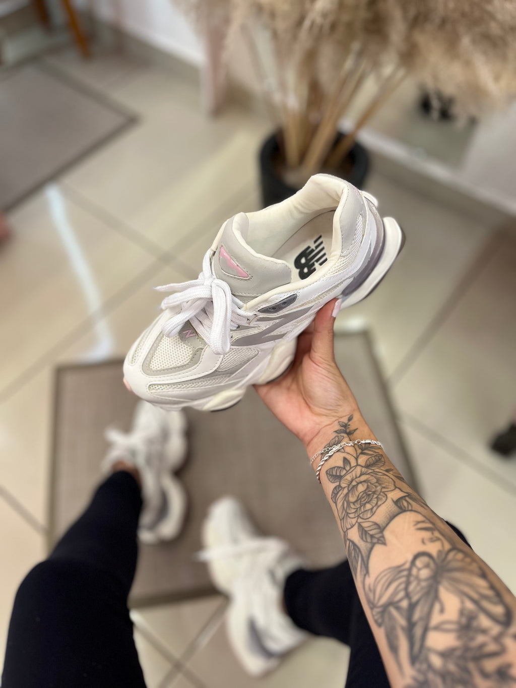 NEW BALANCE 9060 / USE BELA MORENA