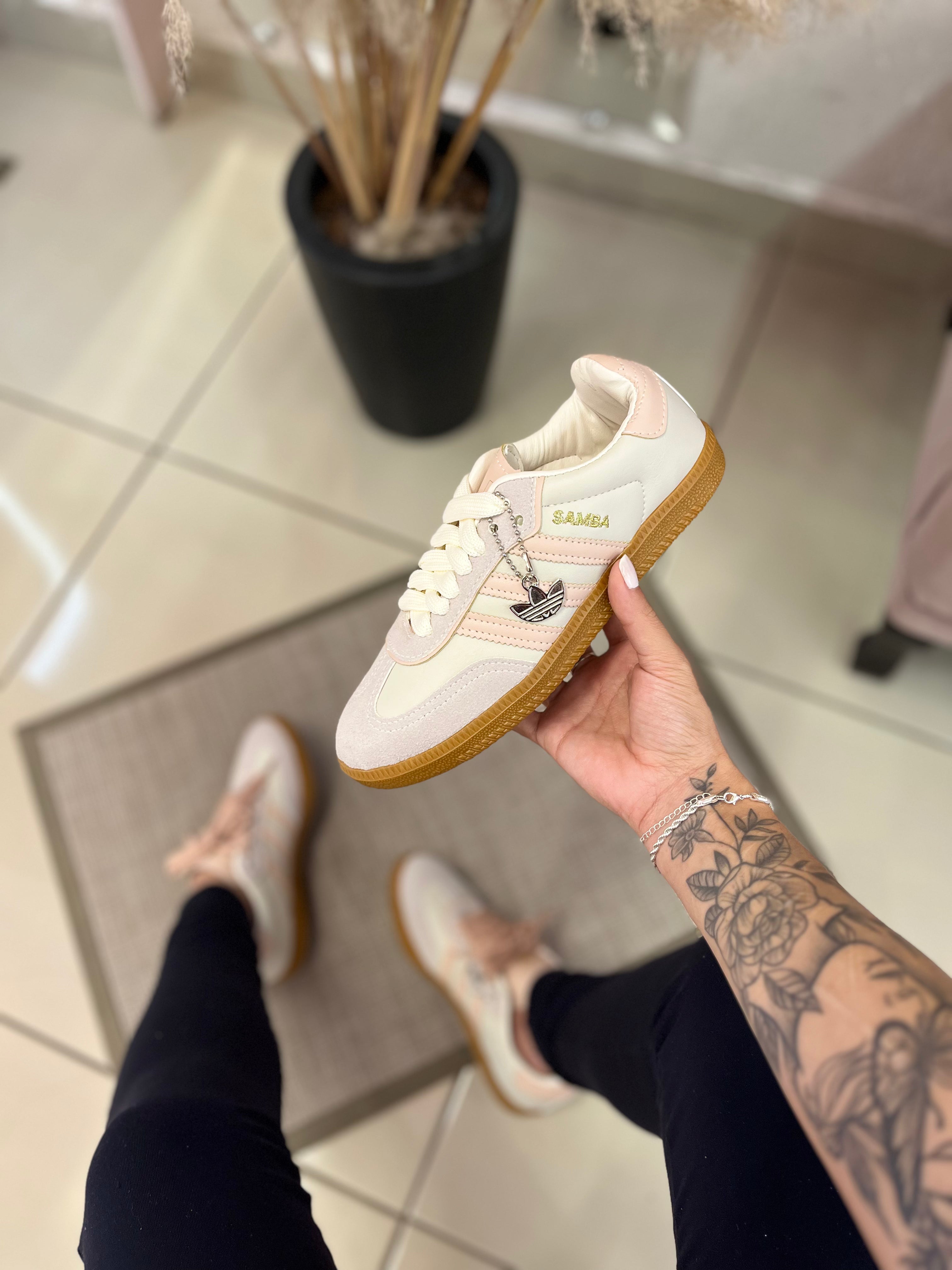 SAMBA ROSE /USE BELA MORENA