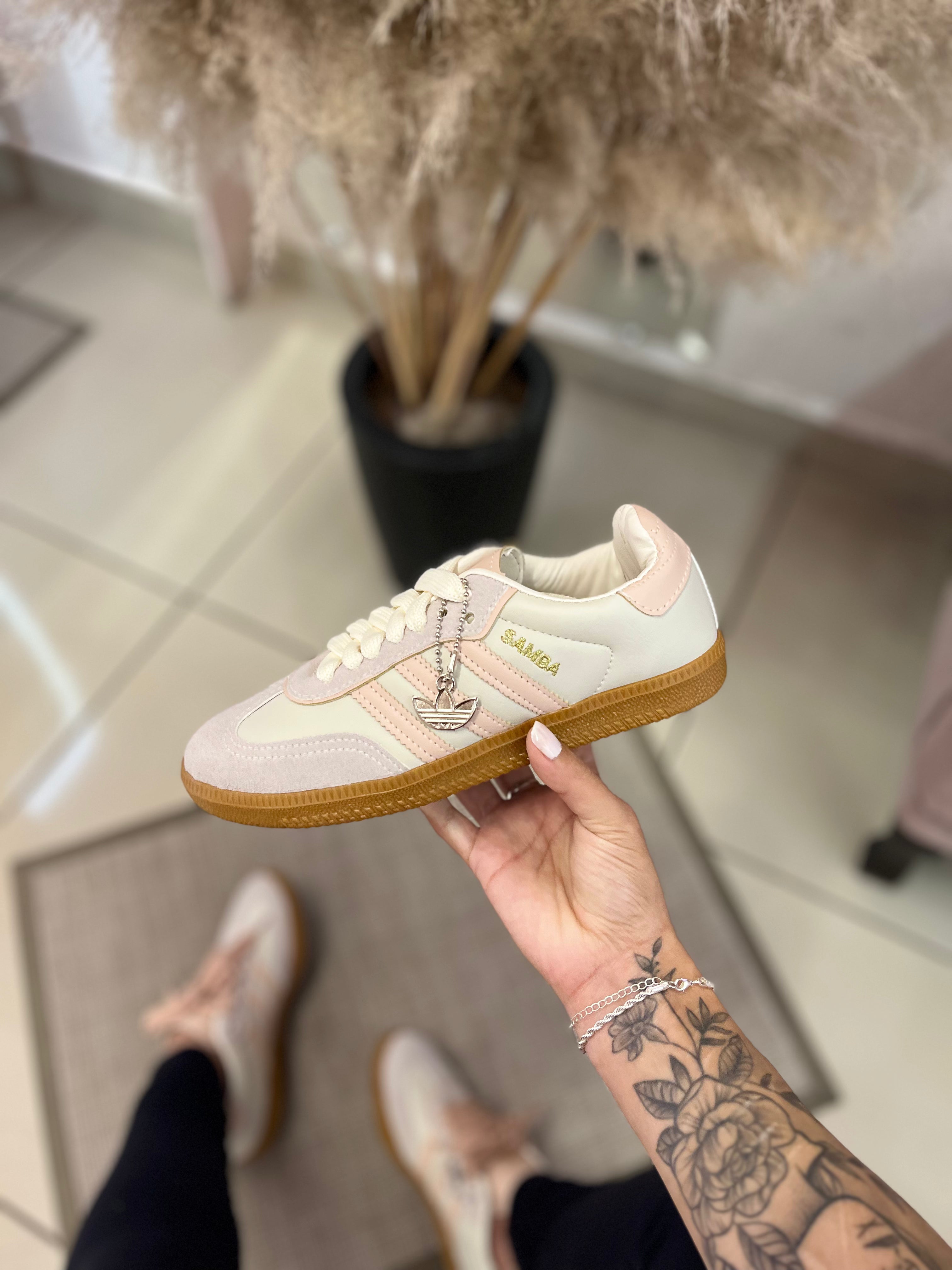 SAMBA ROSE /USE BELA MORENA