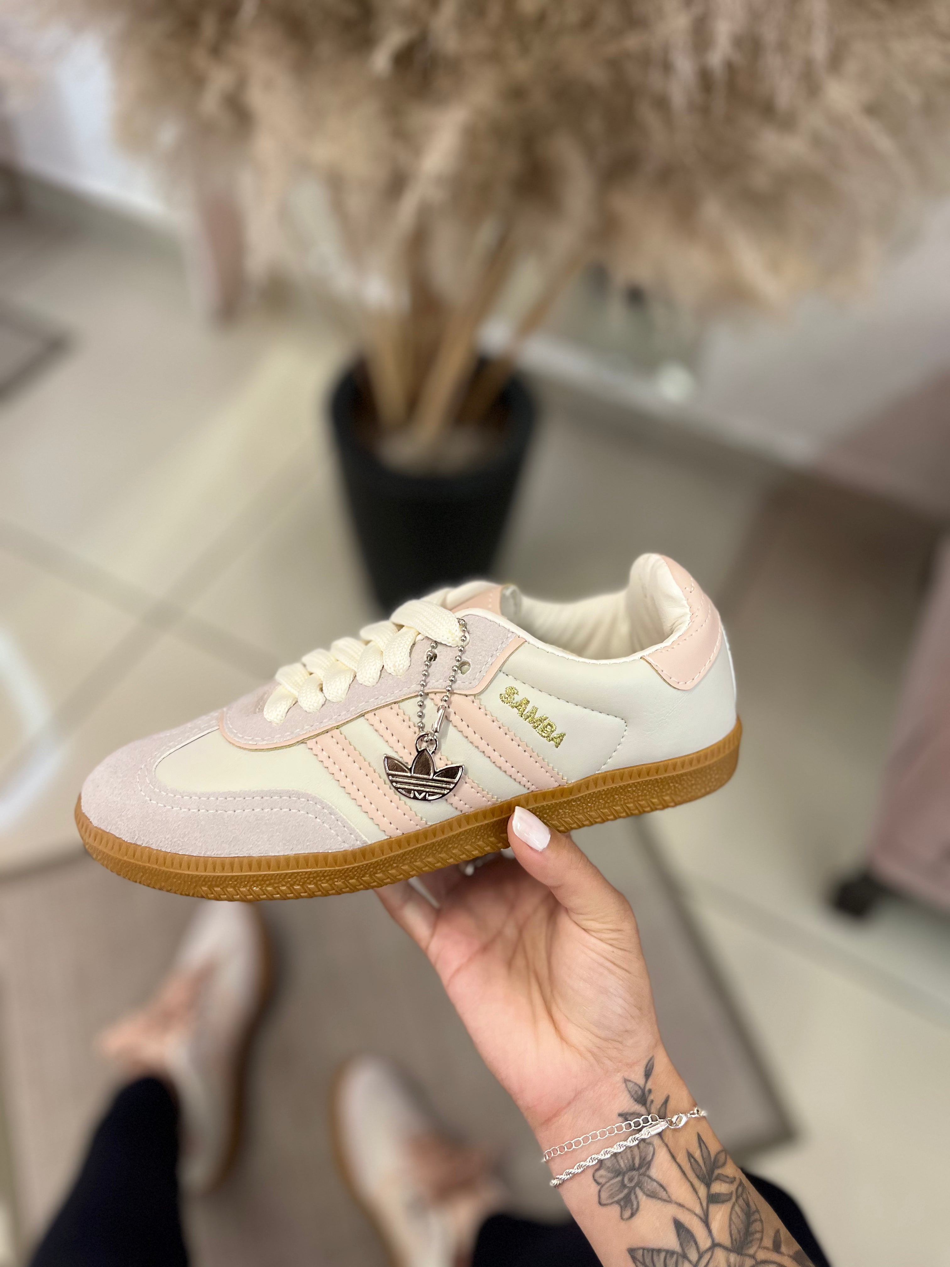 SAMBA ROSE /USE BELA MORENA