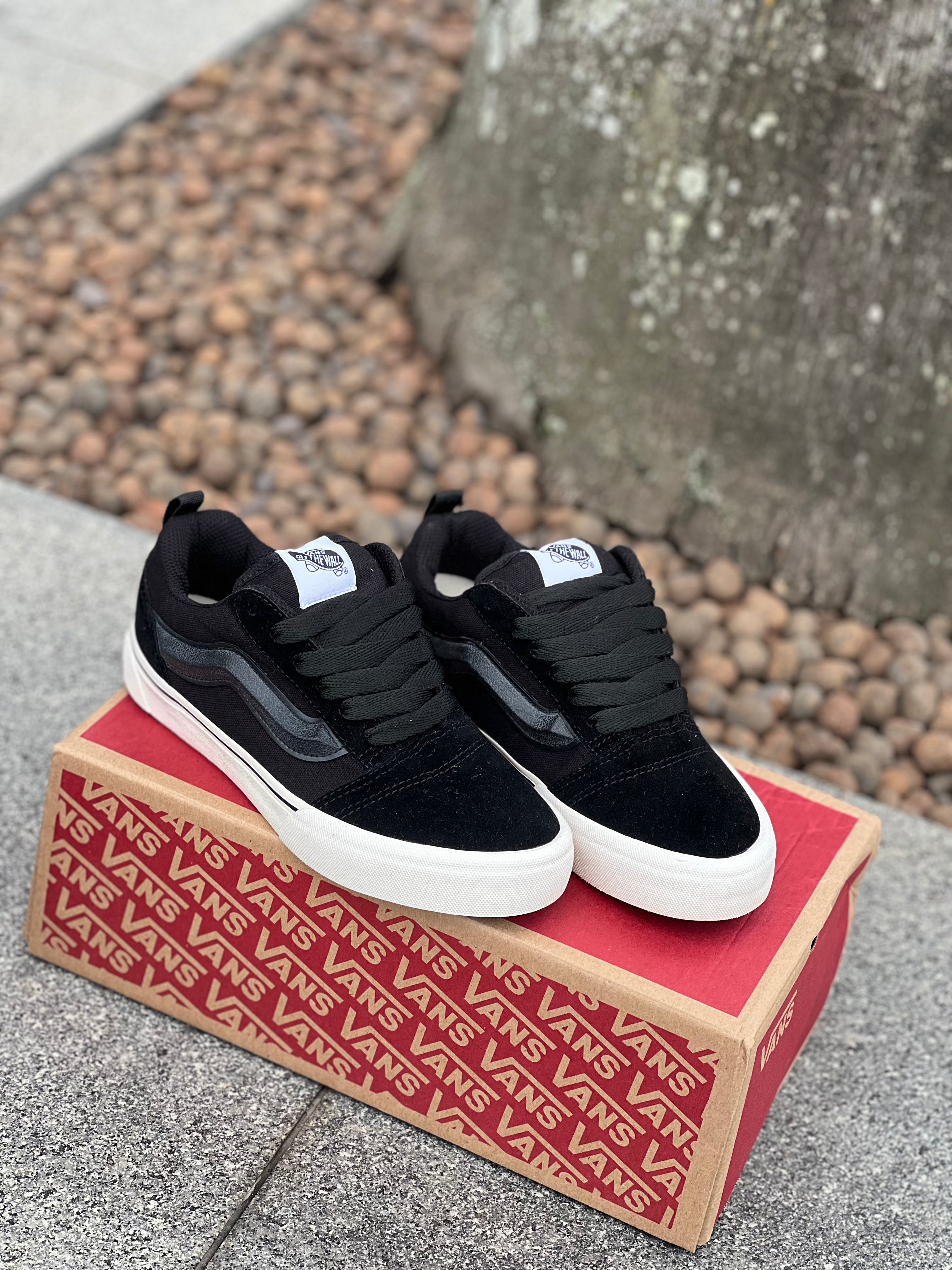 VANS  Knu Old Skool BlacK /USE BELA MORENA