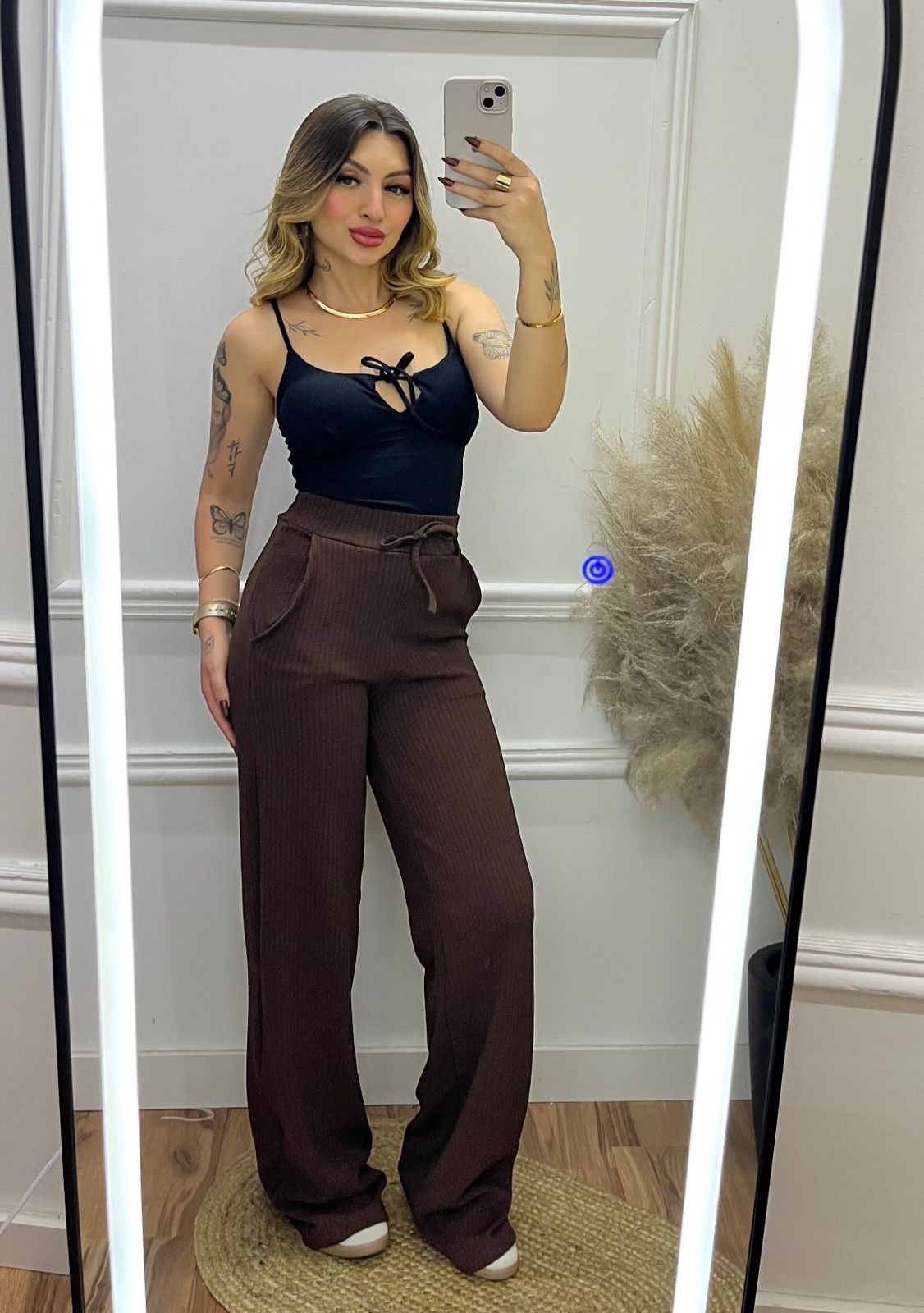 WIDE BELA