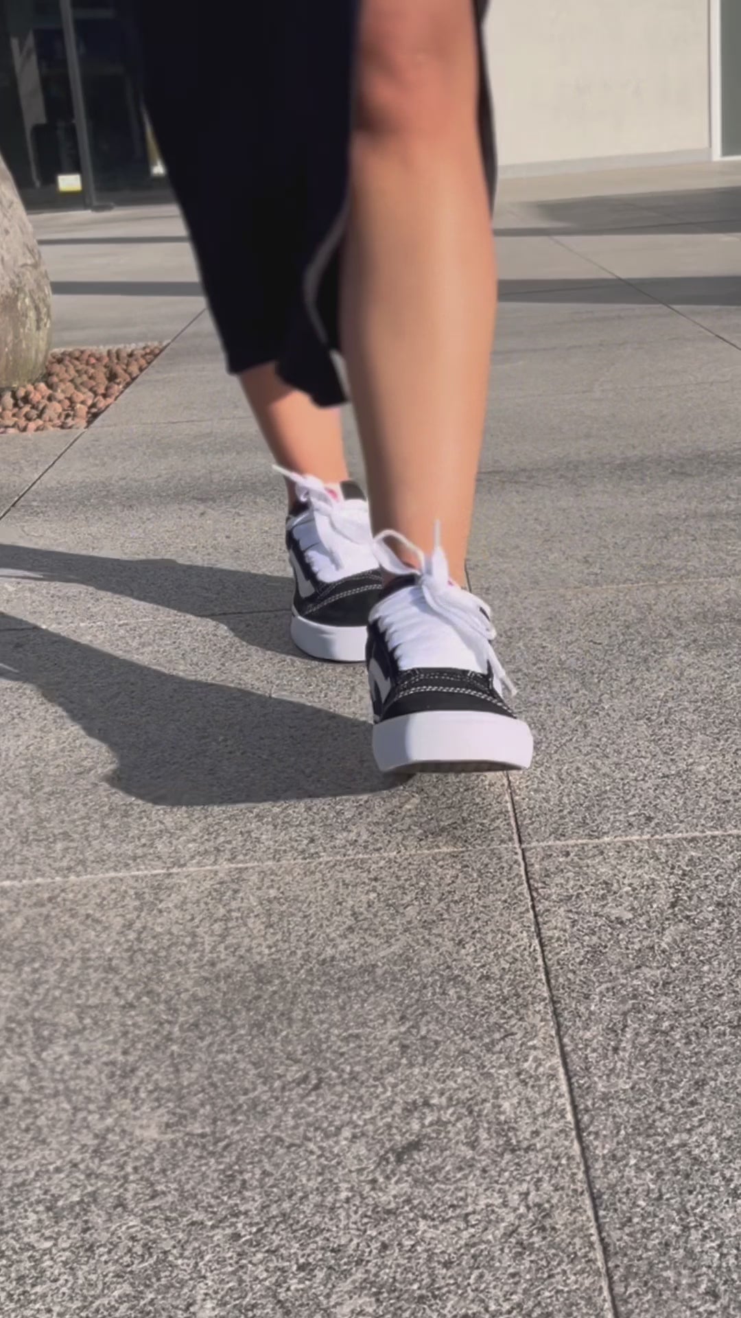 Vans Knu Skool Black White | Use Bela Morena